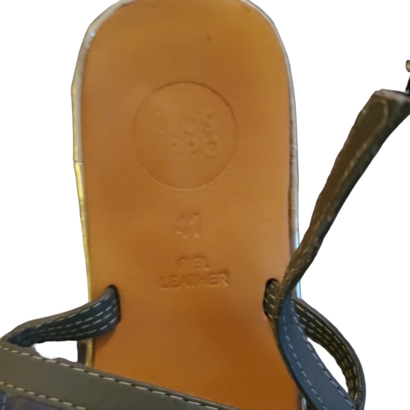 Reg $150 Gioseppo Beaded sandals size 41 (9.5) - Picture 5 of 9